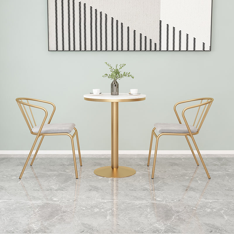 Metal Traditional Luxury Round Table White Stone Top Table with Pedestal Base
