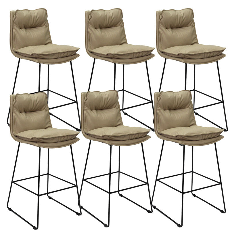 Modern Coffee Shop Footrest Stool Matte Finish Leather Barstool