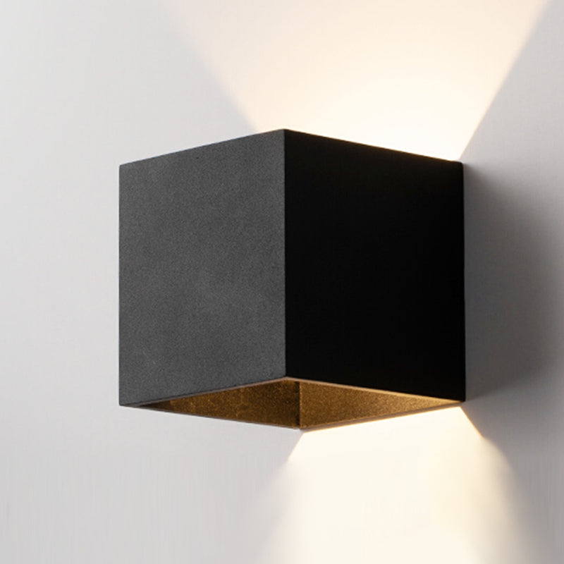 Square Shade Metal Wall Sconce Modern Style 2 Lights Wall Mount Lighting