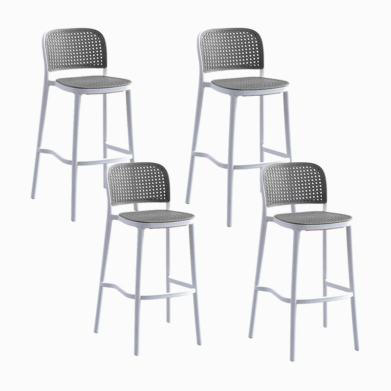 Scandinavian Low Back Plastic Counter Stool Rectangle Seat Plastic Furniture