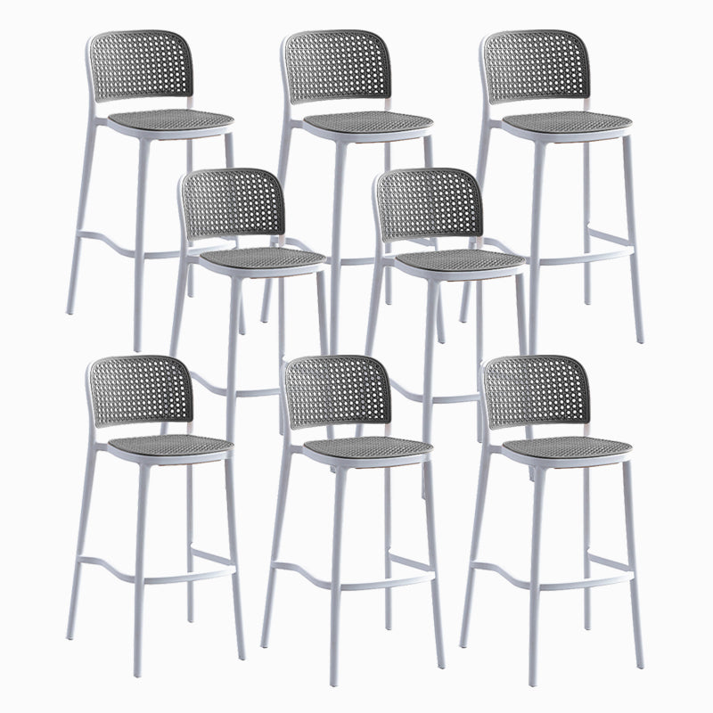 Scandinavian Low Back Plastic Counter Stool Rectangle Seat Plastic Furniture