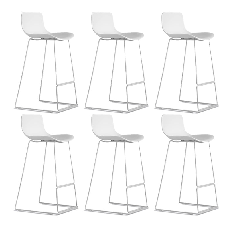 Scandinavian Pp Plastic Bar Stool Armless Stool with Steel Frame
