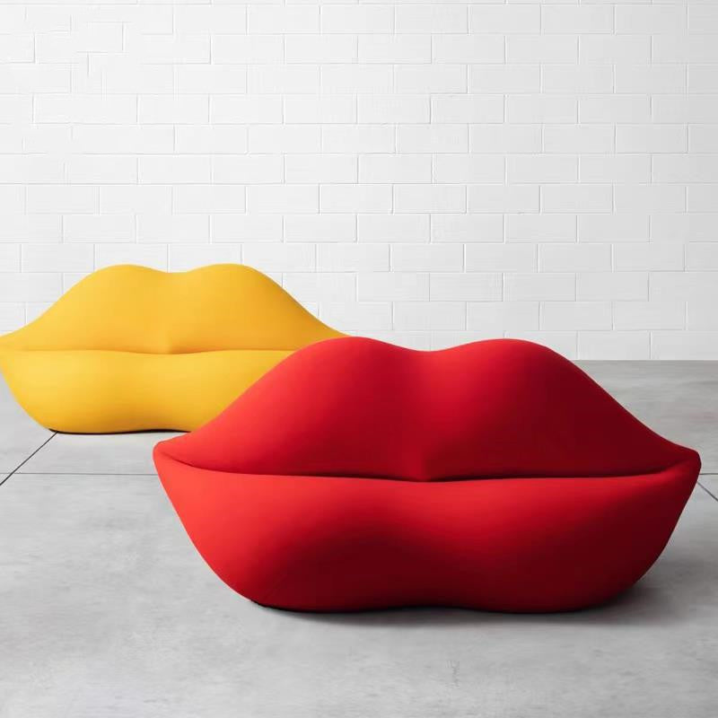 Modernism Statement Sofa Lip-Themed Stationary Sofa in Red/Gold