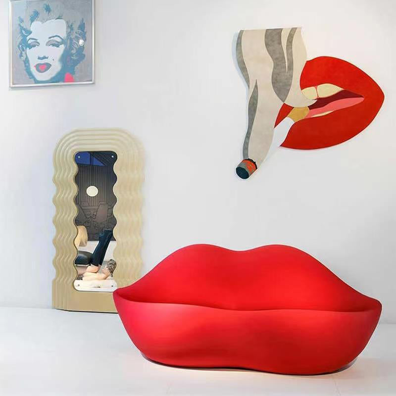 Modernism Statement Sofa Lip-Themed Stationary Sofa in Red/Gold