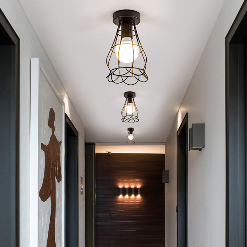 Single Modern Black/Golden Flush Mount Lighting Metallic Ceiling Light for Foyer