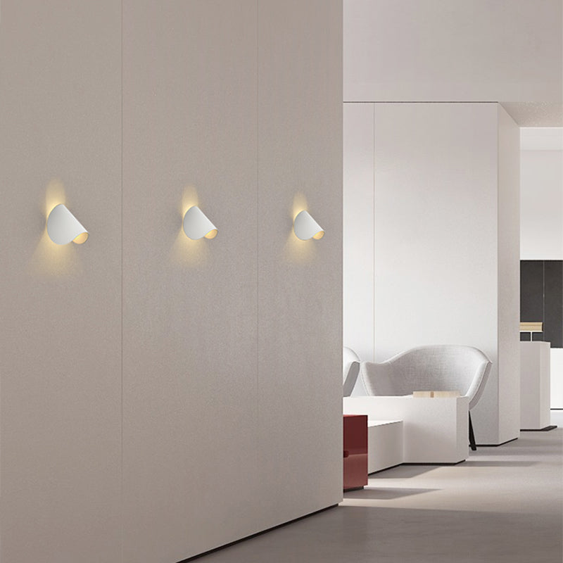 Modern Simple Iron Wall Light Arc Shape LED Rotatable Wall Lamp for Living Room