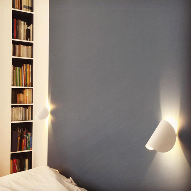 Modern Simple Iron Wall Light Arc Shape LED Rotatable Wall Lamp for Living Room