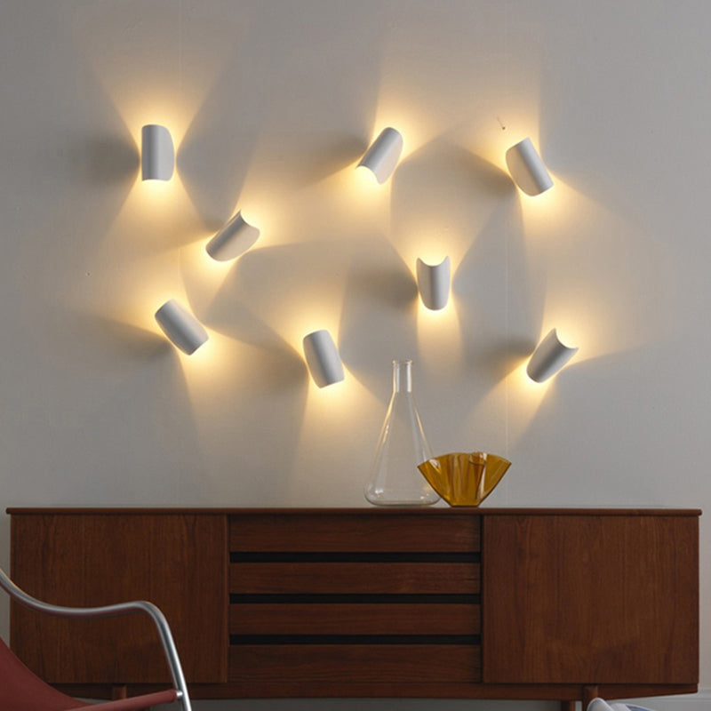 Modern Simple Iron Wall Light Arc Shape LED Rotatable Wall Lamp for Living Room