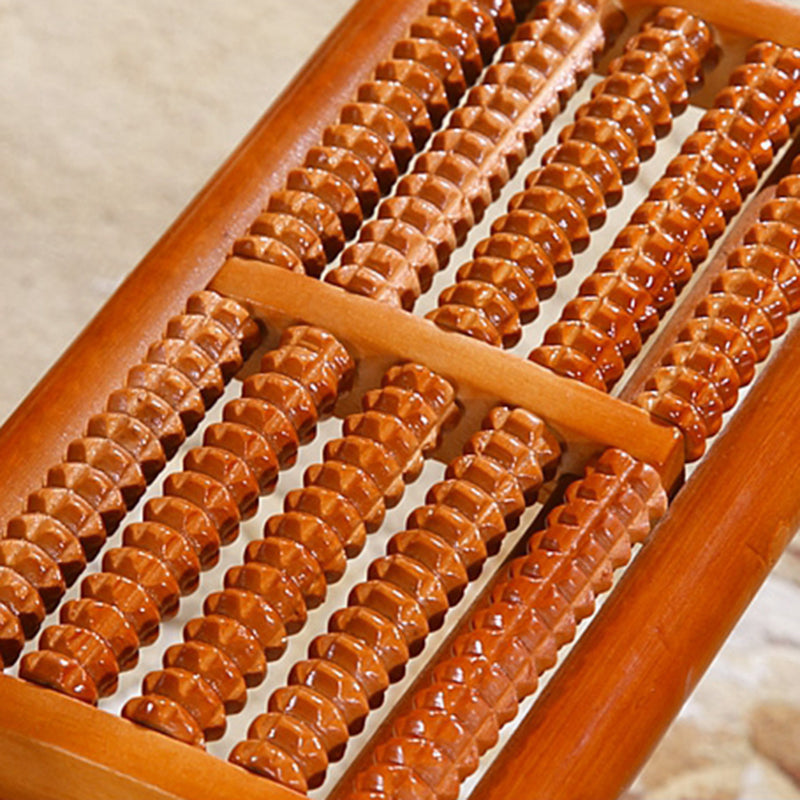 Traditional Rocking Chair Rattan Spindle Backrest Solid Color Indoor Rocking Chair