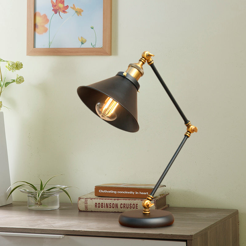 Acabado negro/dorado 1 Desk Bulb Desk Light Metallic Swing Arm Lamphip Nightstand Lámpara con sombra acampanada