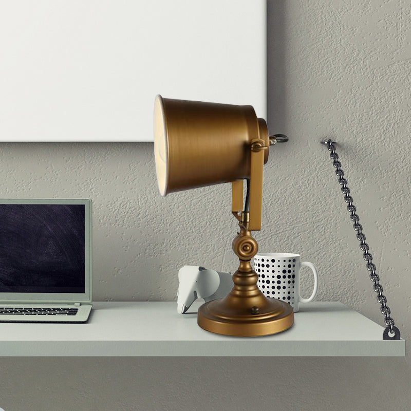 Task a campana a campana a testa leggera Finitura in oro lampada da tavolo da notte con manico regolabile