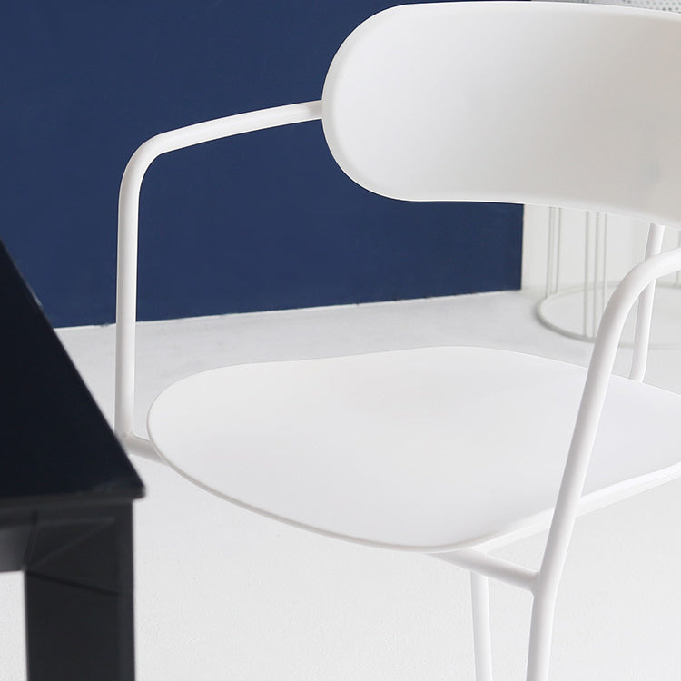 Contemporary Dining Arm Chair Plastic Dining Accent Chair for Home