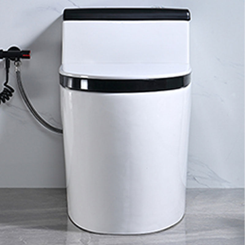 Floor Mount Toilet Black and White Toilet with Siphon Jet Water-saving Function