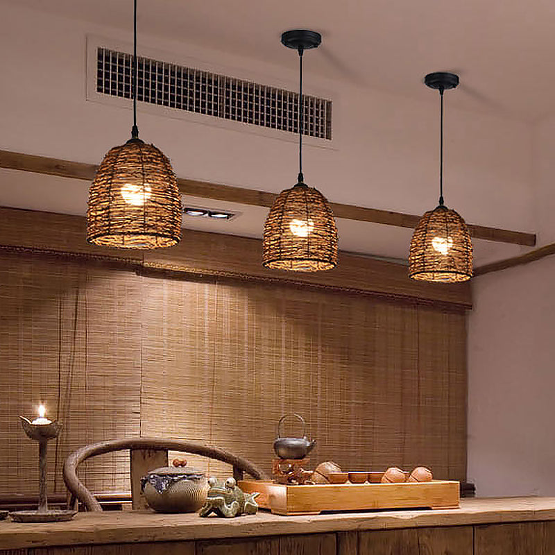 Konische Hanglampe zeitgenössischer Stil Rattan 1 Kopf Beige/braune Federung Licht für Esszimmer