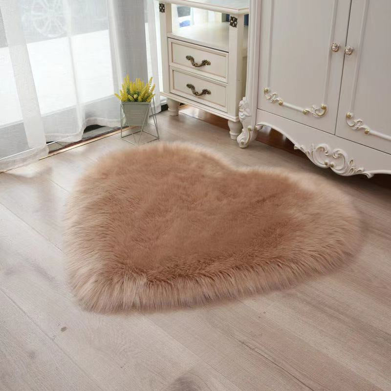 Villus Solid Color Rectangle Rug Heart-Shaped Stain Resistant Rug for Home Decor