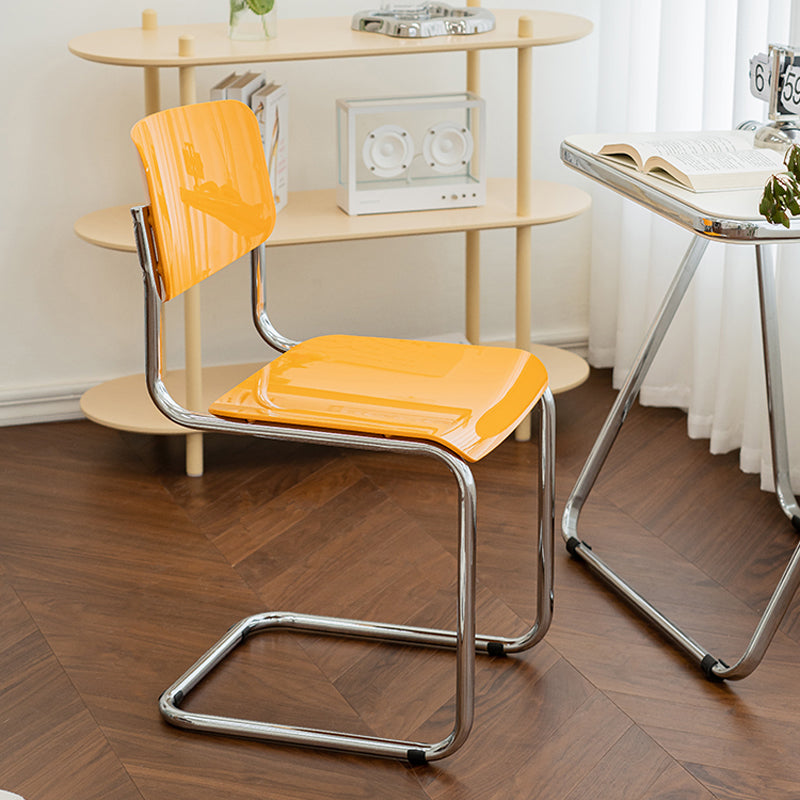 Industrial Armless Indoor Chair Plastic Open Back Side Chair with Metal Base