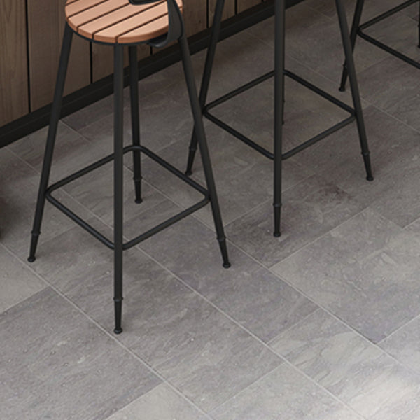 Industrial Metal Counter-height Stool Footrest Low Back Outdoor Counter Bar Stool in Black