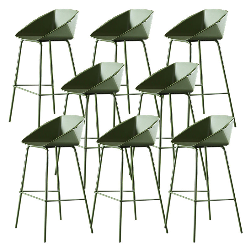 Scandinavian Metal Plastic Counter Stools Low Back Bar Stool with Footrest