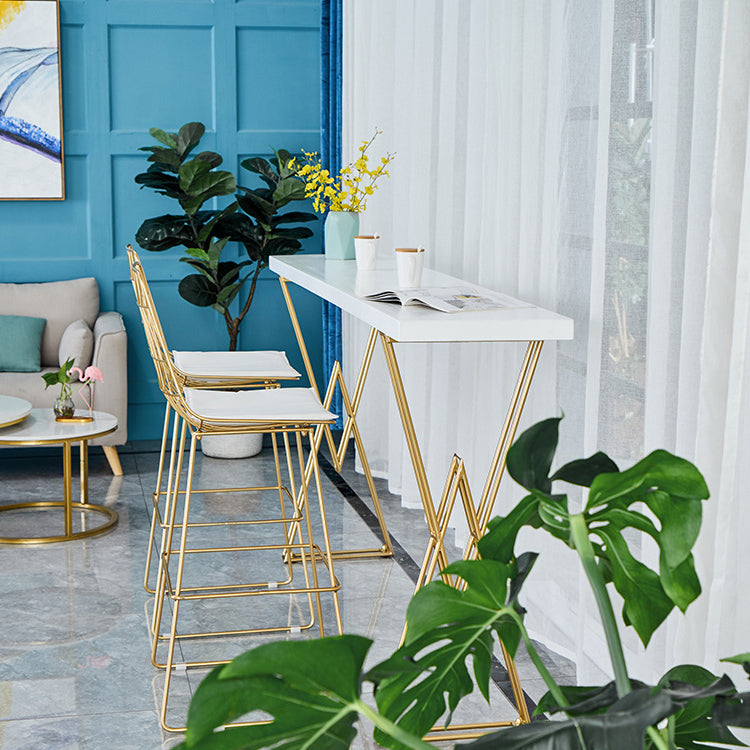 Traditional Luxury Solid Wood Table Gold and Metal Base Bar Table