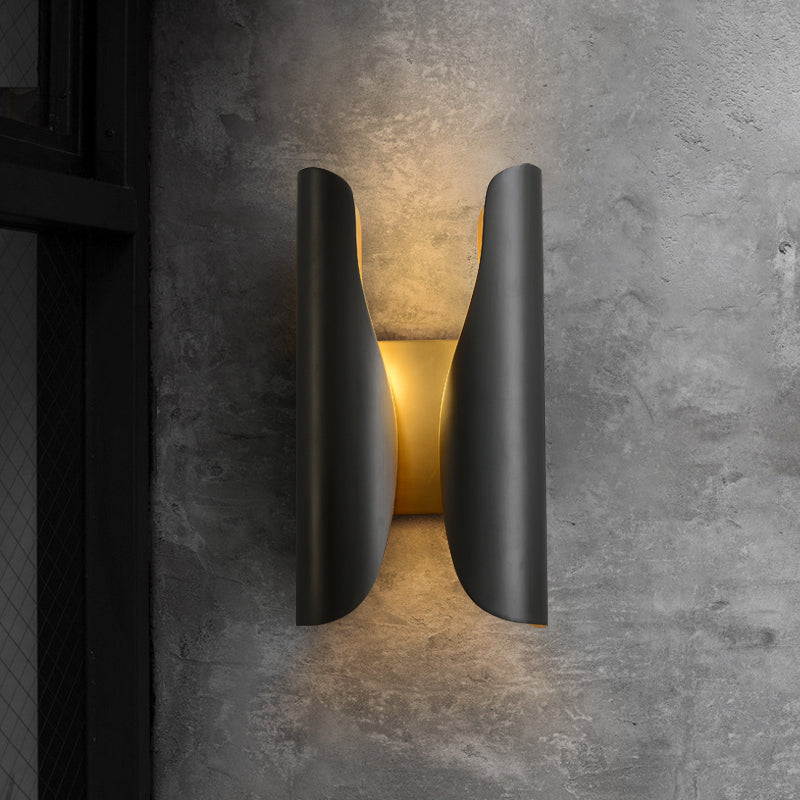 Modern Wall Sconce Geometric Shape Wall Light with Metal Shade for Study