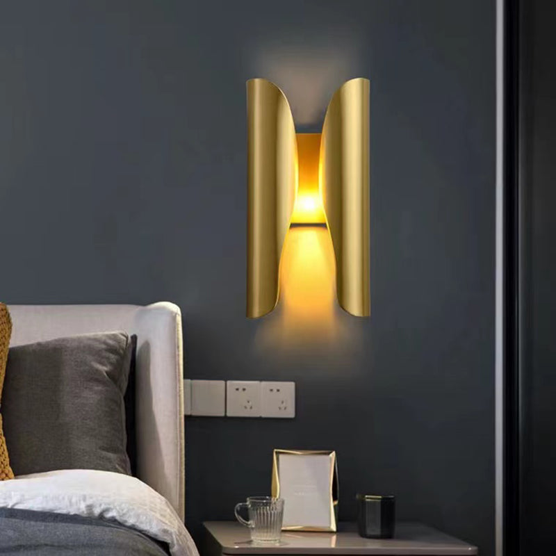 Modern Wall Sconce Geometric Shape Wall Light with Metal Shade for Study