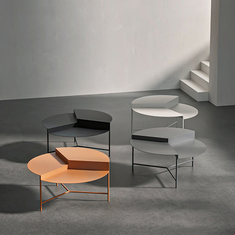 Iron Cocktail Table with 3 Metal Legs and Round Top,Mid-Century Modern