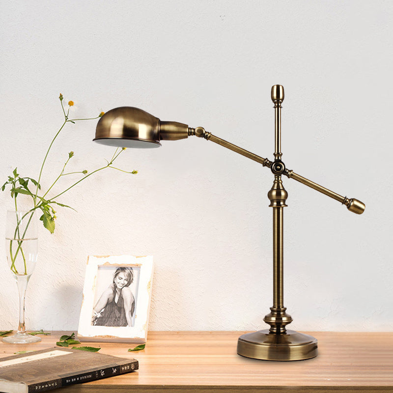 LED DESCH DESCH DESCH DIE LANDLICHE DOME DOME Metalltischlampe in Gold mit rotbarem Kreuzarm