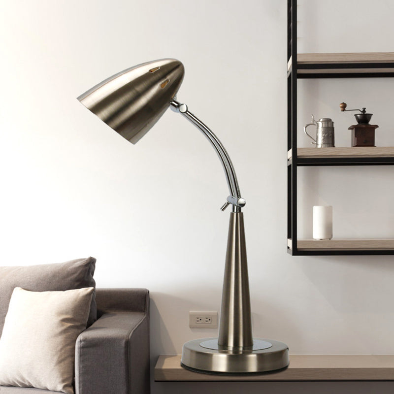 Éclairage de bureau réglable LED Vintage Bullate Metal Reading Livre lampe en argent pour le salon