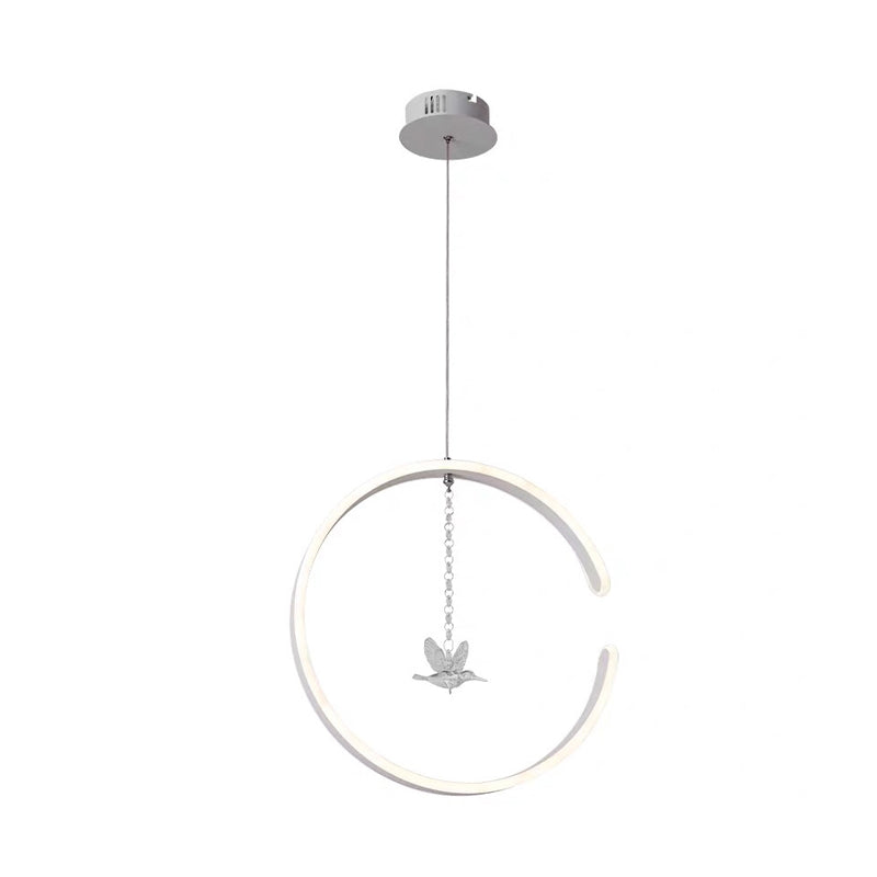 Ring à bague acrylique LED minimaliste LED suspendu plafond plafond en blanc / noir avec décor de cristal d'oiseau