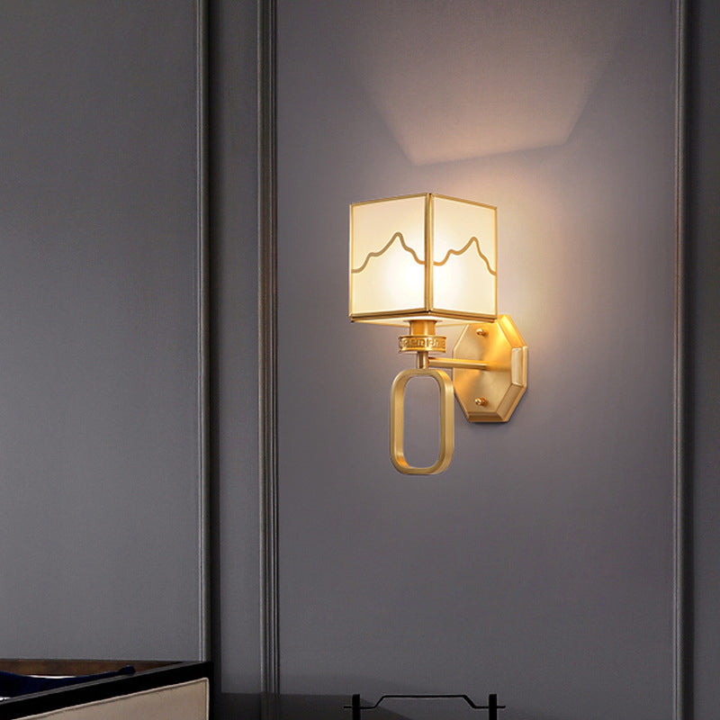 1 Light Unique Shape Wall Mount Light Fixture Modern Wall Mounted Lighting in Gold
