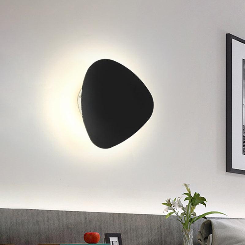 Metallic Triangle SCONCE -verlichting Minimalistisch 8,5 "/10.5" brede LED Black Wall Lamp -armatuur voor de gang