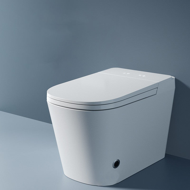 Modern Skirted Toilet Bowl Siphon Jet Toilet with Soft-Close Seat for Bathroom