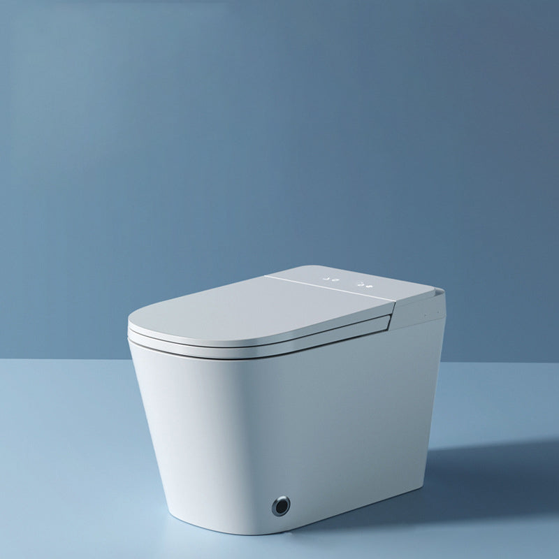 Modern Skirted Toilet Bowl Siphon Jet Toilet with Soft-Close Seat for Bathroom