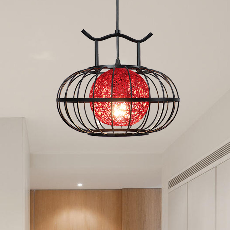 Caza de calabaza de metal Luz colgante colgante con sombra de bola de ratán interna Estilo asiático 1 Lámpara de suspensión de luz en rojo/amarillo