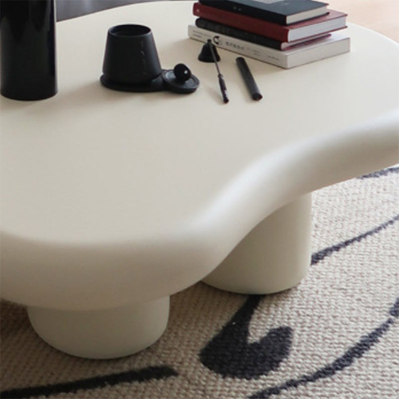 Scandinavian Free Form Coffee Table with 4 Legs in Pine Wood