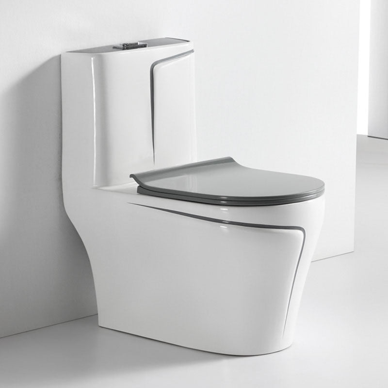 Traditional Floor Mounted Toilet Siphon Jet One-Piece Flush Toilet with Slow Close Seat