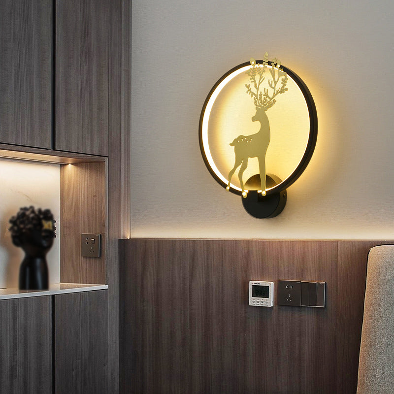 Modern Style Wall Light Creative Deer LED Wall Light Sconce for Bedroom