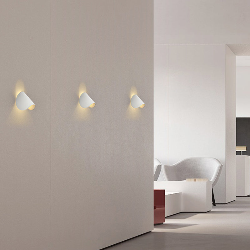 Nordic Style Metal Wall Light Arc Shape Rotatable Wall Lamp for Living Room
