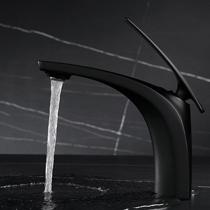 Modern Copper Vessel Faucet Lever Handles Low Arc Vessel Faucet for Bathroom