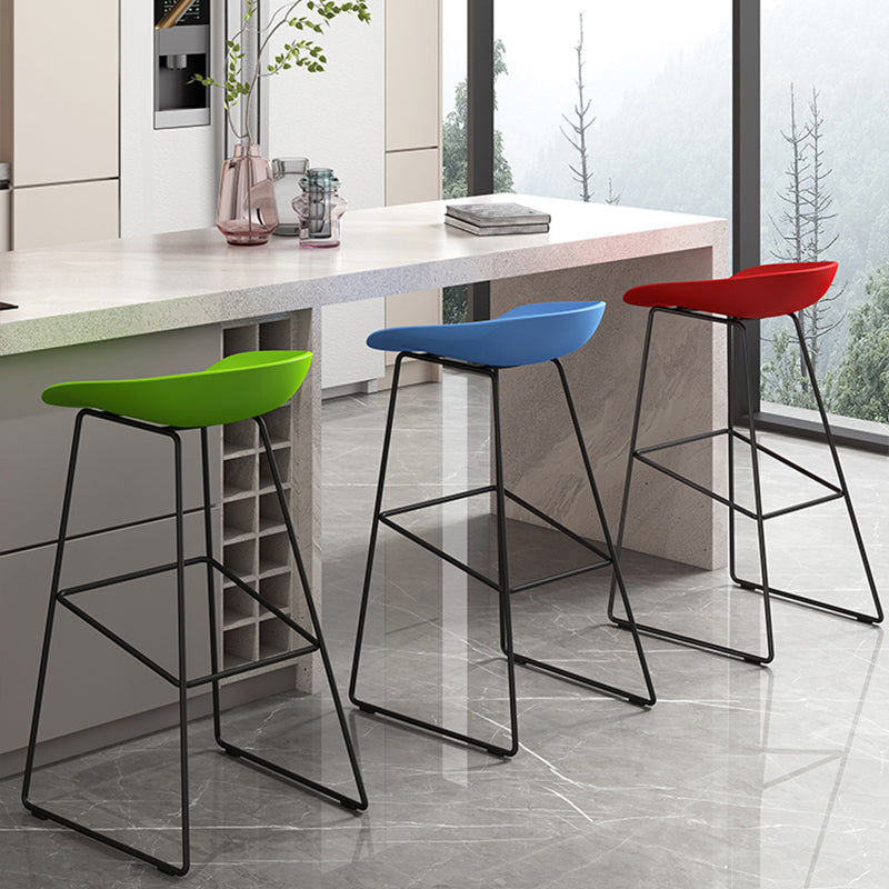 Contemporary Style Plastic Counter Stool Counter Height Bucket Bar Stool