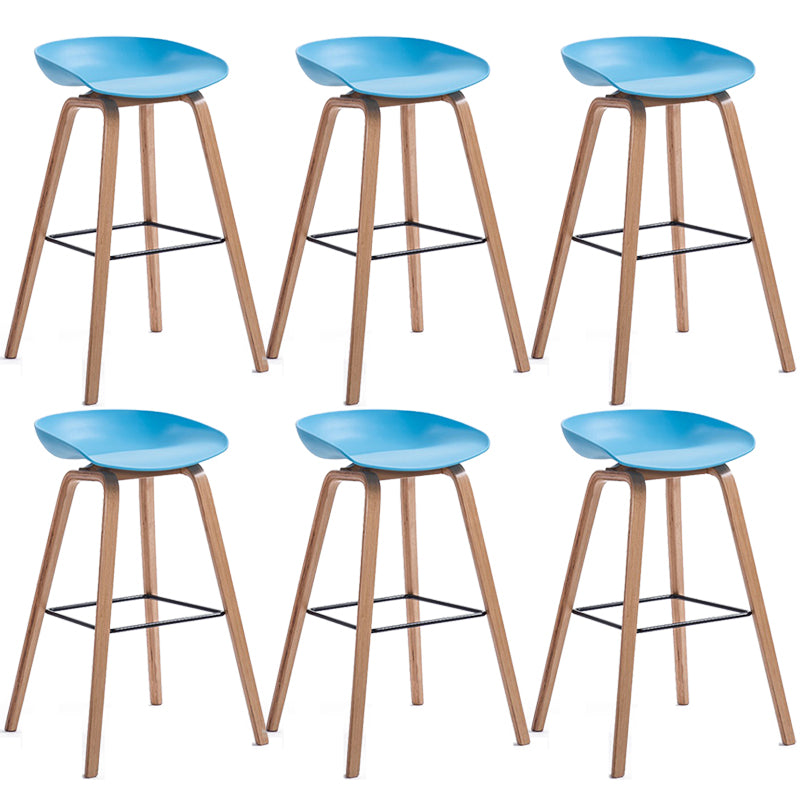 Contemporary Style Plastic Counter Stool Counter Height Bucket Bar Stool