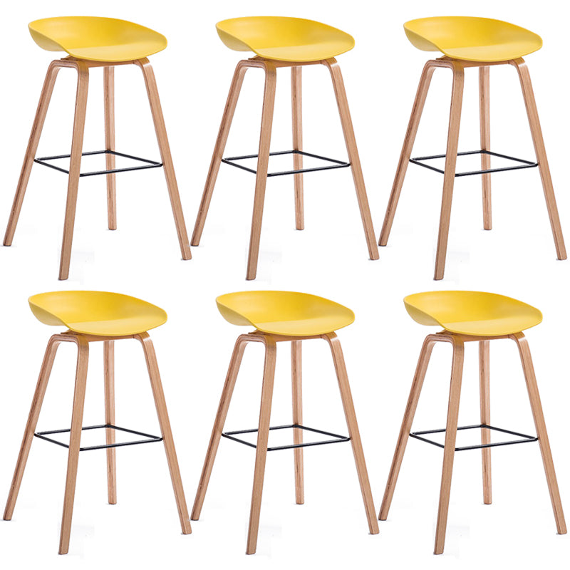 Contemporary Style Plastic Counter Stool Counter Height Bucket Bar Stool