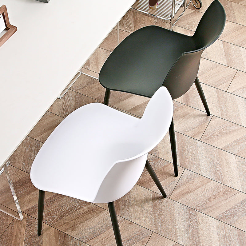 Nordic Solid Back Side Chair Plastic Indoor Arm Chair with Metal Base for Restaurant