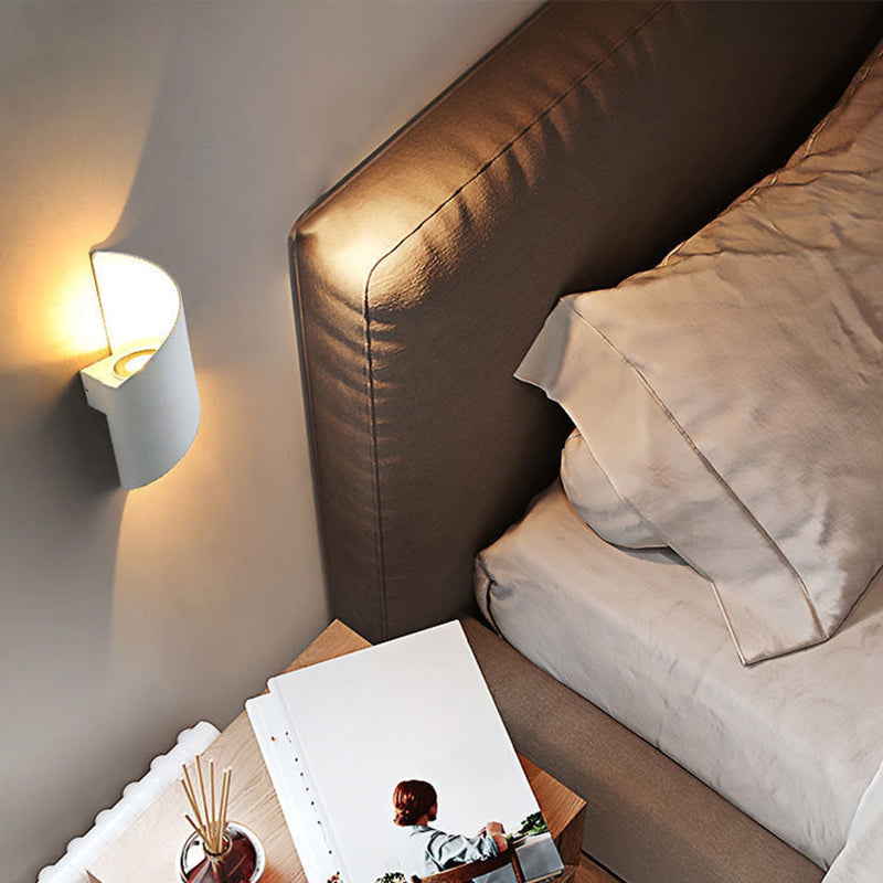 Modern Style Wrapped Shape Wall Sconce Metal 2 Light Sconces for Outdoor