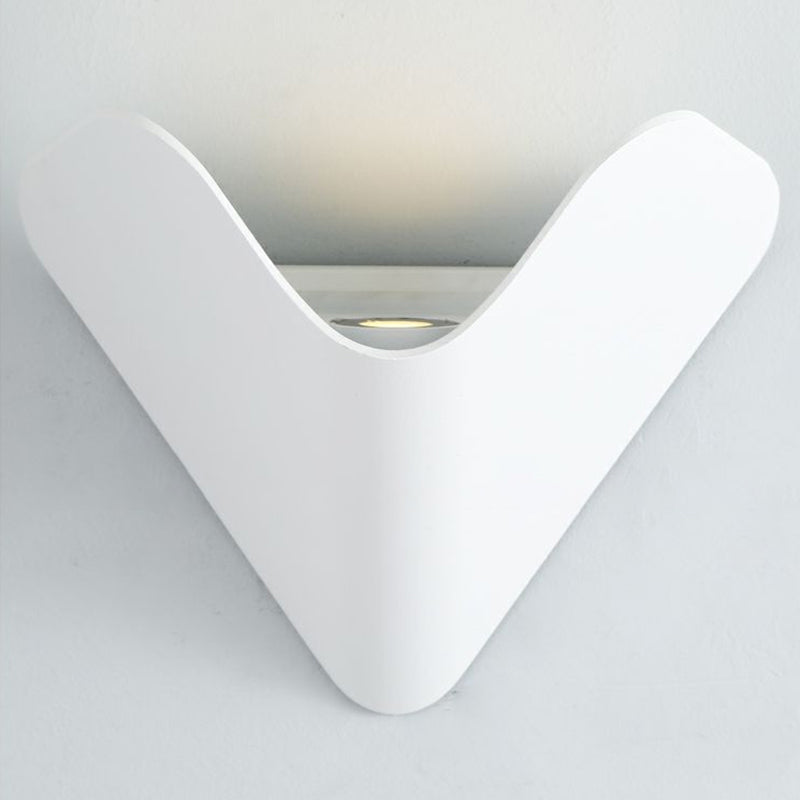 Modern Style Triangle Shape Wall Sconce Metal 1 Light Sconces for Outdoor