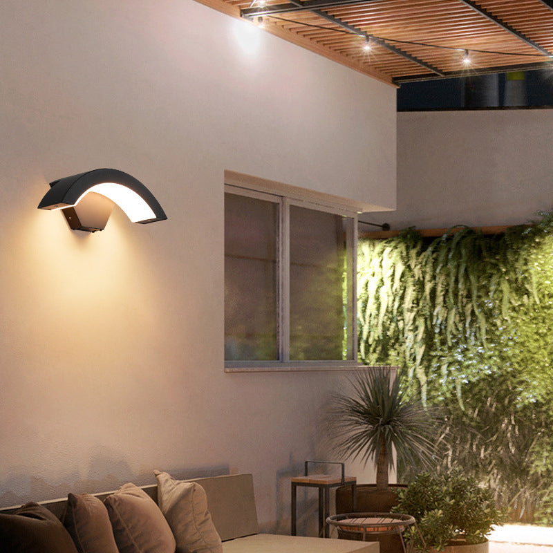 Modern Style Wall Sconce Metal 1 Light Sconces in Black for Outdoor