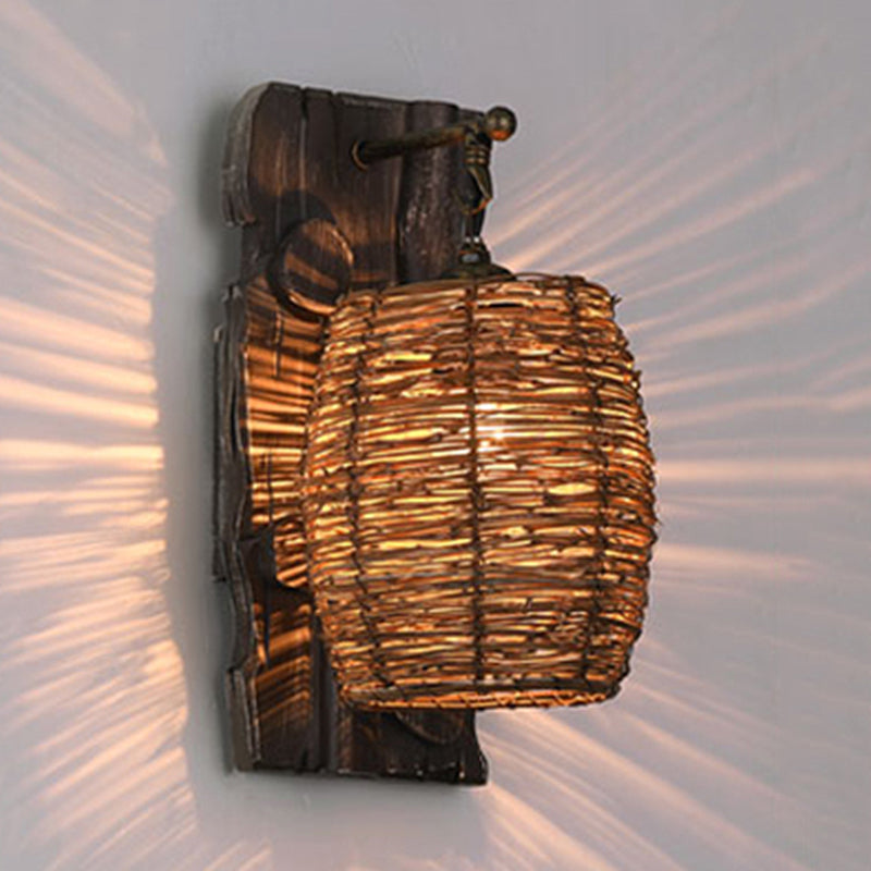 Hand-Woven Rattan Wall Light Fixture Lodge Style 1-Head Brown Sconce Lighting for Bedside, A/B