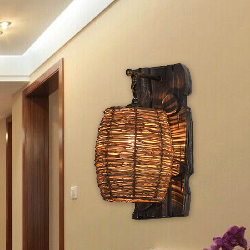 Hand-Woven Rattan Wall Light Fixture Lodge Style 1-Head Brown Sconce Lighting for Bedside, A/B