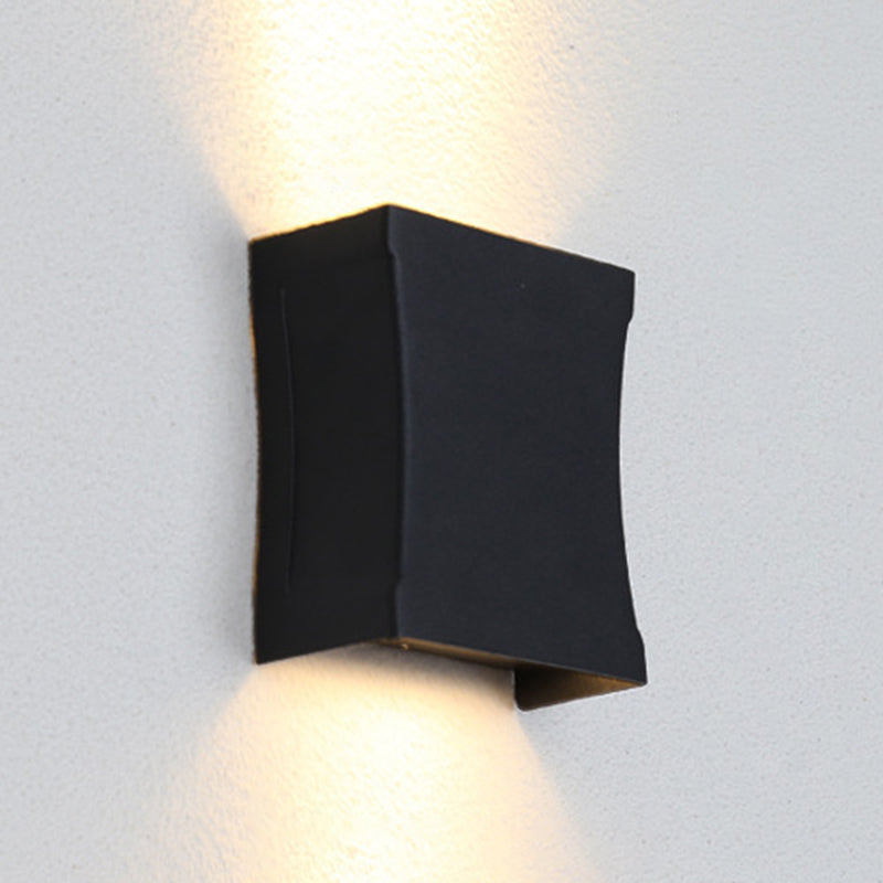 Modern Style Geometry Shape Wall Sconce Metal 2 Light Sconces for Outdoor