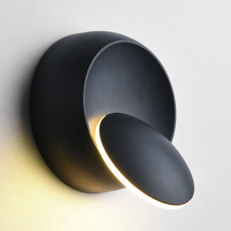 Round Disc Shape Wall Sconce Modern Style Acrylic 1 Light Sconce in Black / White